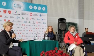 Zdjęcie przedstawia potkanie z Panią Barbarą Grocholską-Kurkowiak
