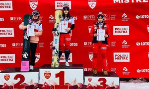Zawodnicy i absolwenci ZSMS Zakopane podczas Mistrzostw Polski w snowboardzie